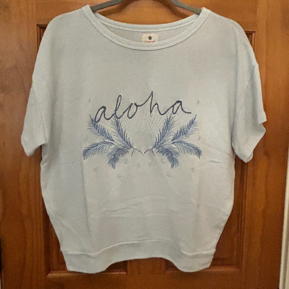 Sundry Light Blue Short Sleeved Sweatshirt Women’s Size 1 Small